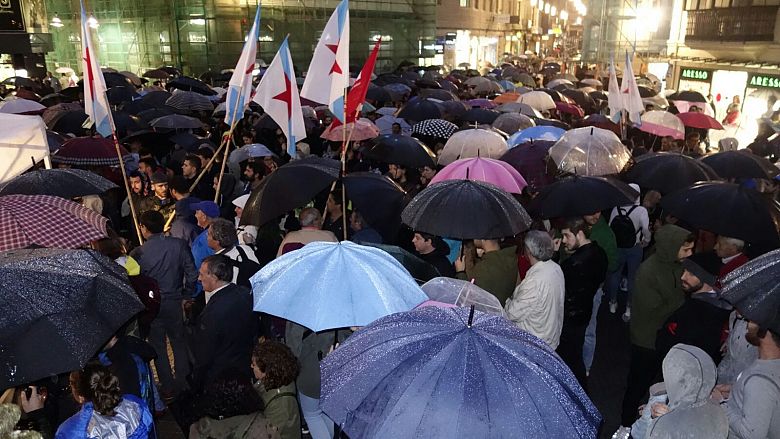 17-10-16 LumesNuncaMaisPontevedra09.jpeg